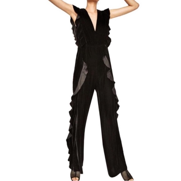 NWT Zara Black Velvet Jumpsuit Ruffle Pleated Full Length Cap Sleeve Zippered XS - Picture 8 of 8